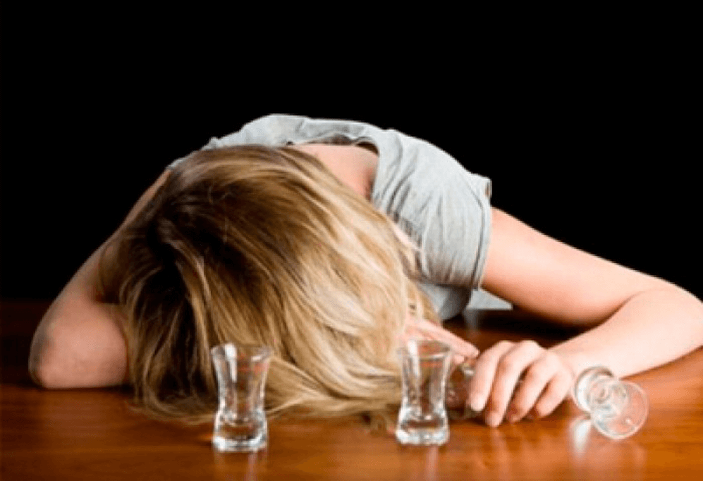 Передозировка алкоголем: симптомы, последствия